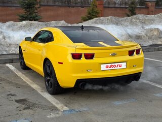 2011 Chevrolet Camaro V, жёлтый, 2790000 рублей, вид 5