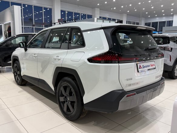 2025 Toyota RAV4 VI (XA60), белый, 4700000 рублей - вид 3