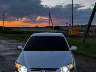 2007 Kia Cerato I Рестайлинг, серебристый, 480000 рублей, вид 3