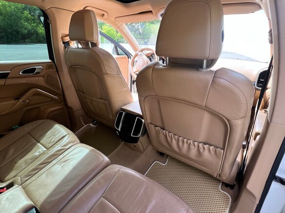 2010 Porsche Cayenne S II (958), белый, 2600000 рублей - вид 22