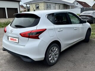 2015 Nissan Tiida II, белый, 800000 рублей, вид 4