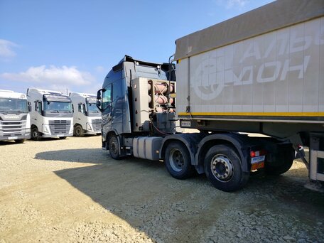 2019 Volvo FH, синий, 6856800 рублей, вид 4