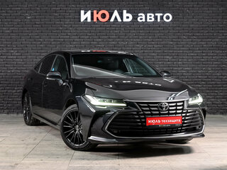 2022 Toyota Avalon V, чёрный, 3070000 рублей, вид 3