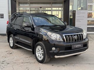 2013 Toyota Land Cruiser Prado 150 Series, чёрный, 2820000 рублей, вид 3