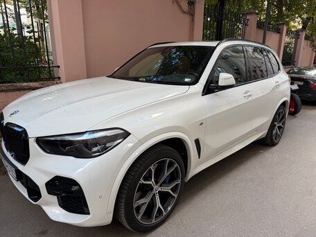 2022 BMW X5 M50d IV (G05/G18), белый, 10500000 рублей, вид 2