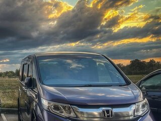 2015 Honda Stepwgn Spada V, фиолетовый, 1550000 рублей, вид 1