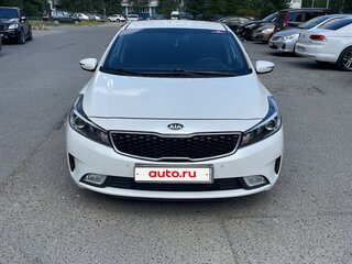 2017 Kia Cerato III Рестайлинг (Classic), белый, 900000 рублей, вид 1