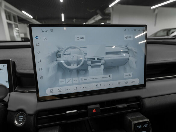 2026 Toyota RAV4 VI (XA60), серый, 4400000 рублей - вид 19