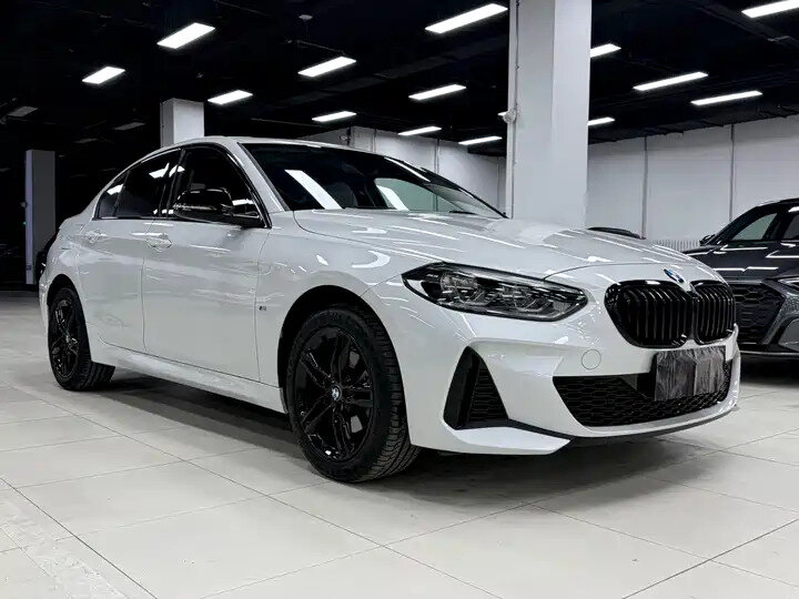 Открыть фотографии: BMW 1 серии III (F52) Рестайлинг