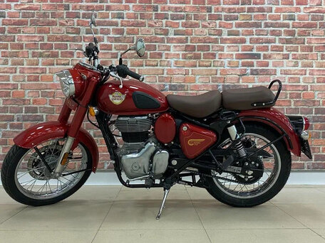 2026 Royal Enfield Classic 350, красный, 497000 рублей, вид 1