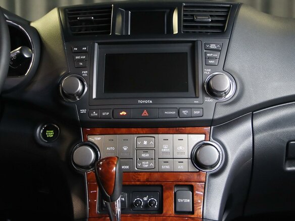 2013 Toyota Highlander II (XU40) Рестайлинг, чёрный - вид 10
