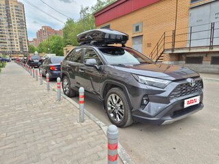 2023 Toyota RAV4 V (XA50), серый, 4800000 рублей, вид 3