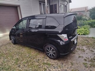 2014 Honda Freed I Рестайлинг, чёрный, 1120000 рублей, вид 4