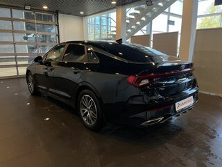 2021 Kia K5 III, чёрный, 2700000 рублей, вид 5