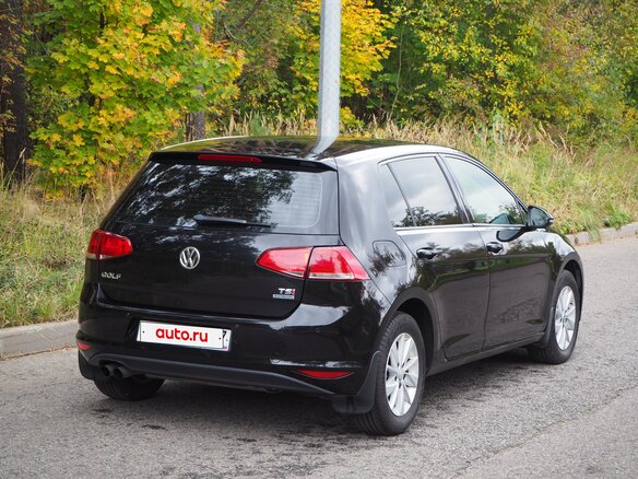 2013 Volkswagen Golf VII, чёрный, 1050000 рублей - вид 5