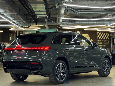 2026 Audi Q5 L III (GU), чёрный, 6320000 рублей, вид 5