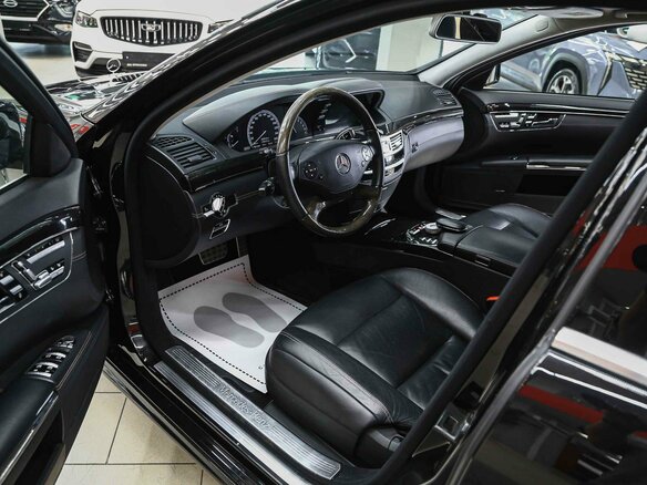 2011 Mercedes-Benz S-Класс 500 V (W221) Рестайлинг, чёрный, 1750000 рублей - вид 5