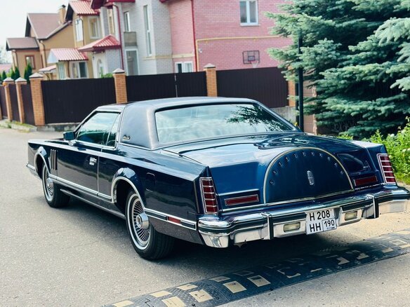 1979 Lincoln Continental V, синий, 7500000 рублей - вид 5