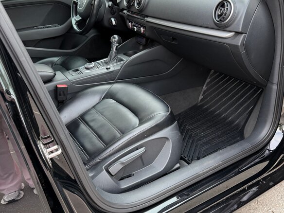 2015 Audi A3 III (8V), чёрный - вид 9