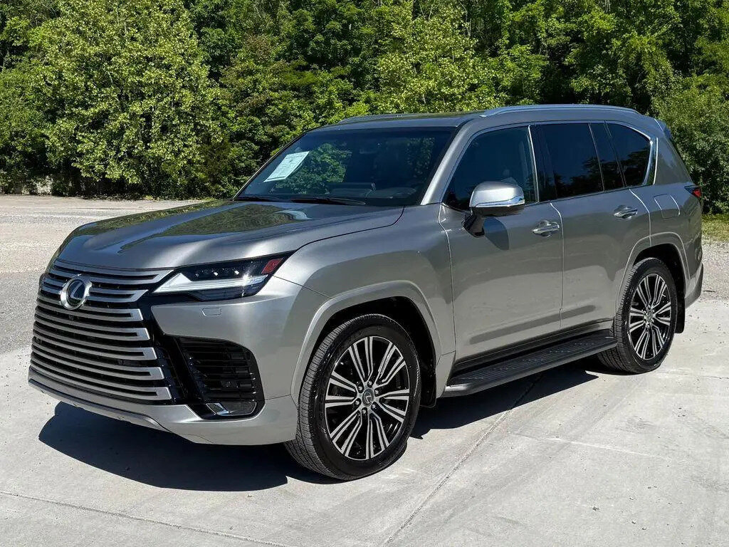 Открыть фотографии: Lexus LX IV