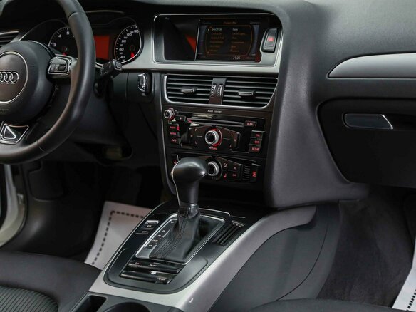 2013 Audi A4 IV (B8) Рестайлинг, белый, 1090000 рублей - вид 10