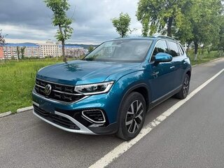 2023 Volkswagen Tayron I Рестайлинг, синий, 2020000 рублей, вид 1