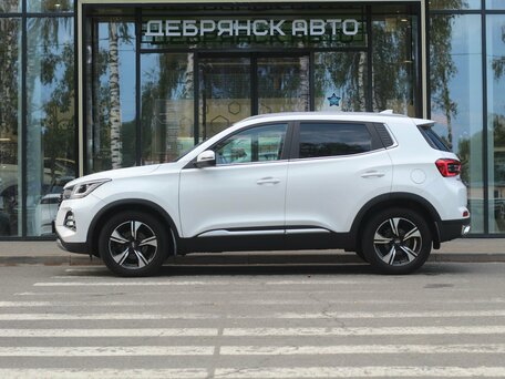 2024 Chery Tiggo 4 Pro I Рестайлинг, белый, 1595000 рублей, вид 2
