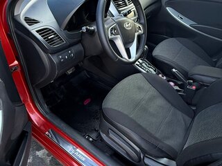 2011 Hyundai Solaris I, красный, 790000 рублей, вид 3