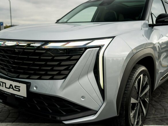 2026 Geely Atlas II, серебристый, 4229990 рублей - вид 24