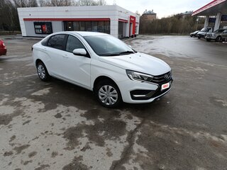 2024 Lada (ВАЗ) Vesta I Рестайлинг (NG), белый, 1190000 рублей, вид 2