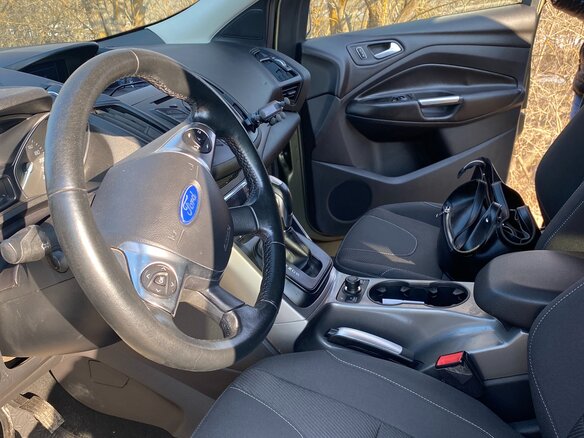 2013 Ford Kuga II, серый, 1200000 рублей - вид 4