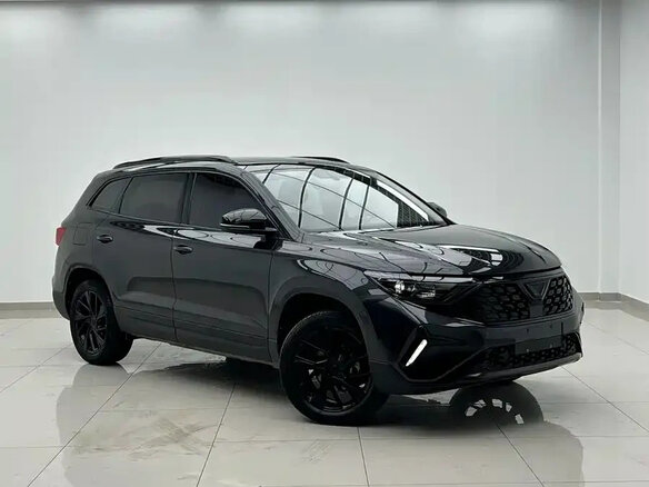 2023 Jetta VS7 I Рестайлинг 1, чёрный, 1656000 рублей - вид 2