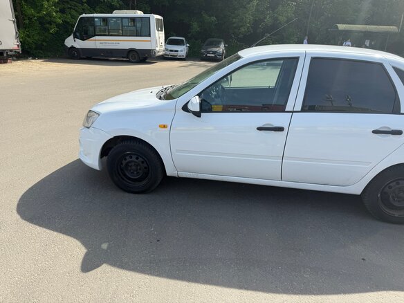 2014 Lada (ВАЗ) Granta I, белый, 520000 рублей - вид 7