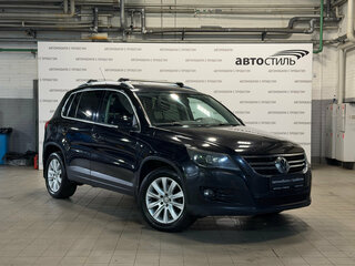 2010 Volkswagen Tiguan I, чёрный, 819000 рублей, вид 3
