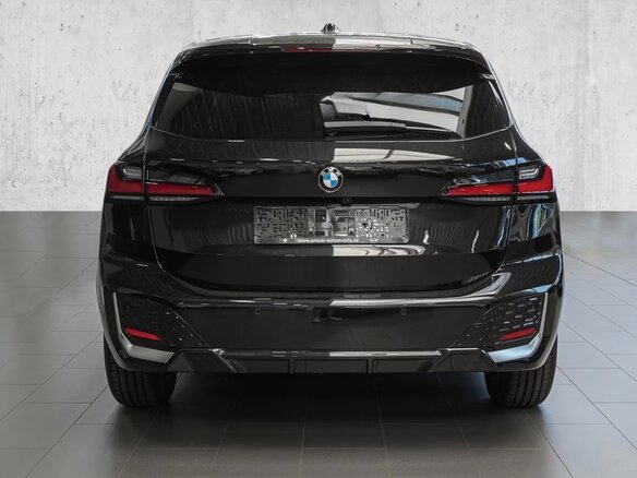 2023 BMW 2 серии Gran Coupe 218i F44, чёрный, 2700000 рублей - вид 3
