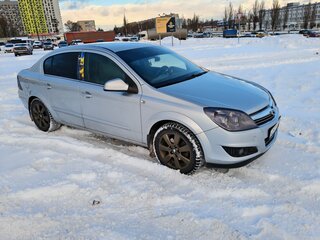 2012 Opel Astra H Рестайлинг, серебристый, 660000 рублей, вид 5