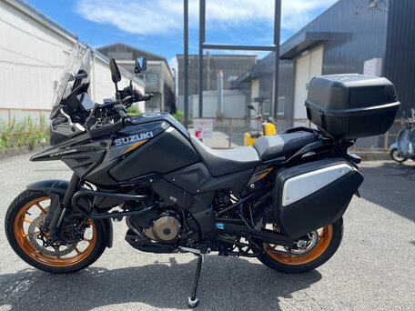 2023 Suzuki V-Strom DL 1050, чёрный, 880000 рублей, вид 2