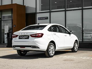2026 Lada (ВАЗ) Vesta I Рестайлинг (NG), белый, 1860000 рублей, вид 4