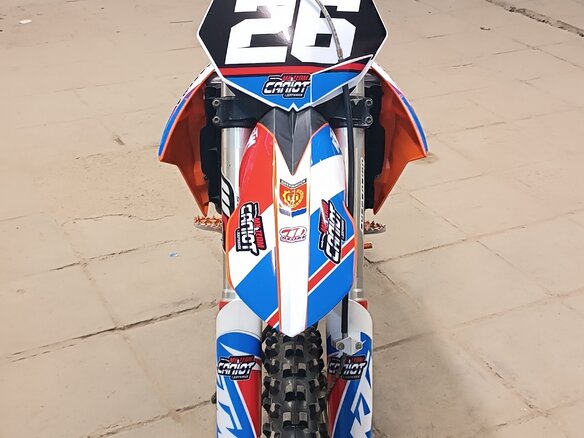 2011 KTM 250 SX F, оранжевый, 300000 рублей - вид 4