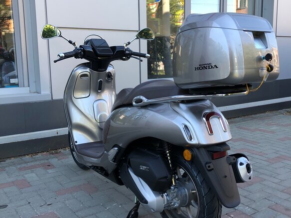 2026 Honda NWF150, серебристый, 400000 рублей - вид 10