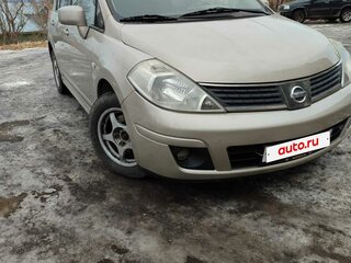 2012 Nissan Tiida I Рестайлинг, коричневый, 680000 рублей, вид 3