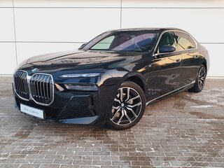 2025 BMW 7 серии 740d xDrive VII (G70), чёрный, 16500000 рублей, вид 3