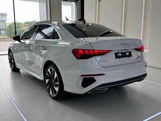 2022 Audi A3 35 TFSI IV (8Y), белый, 2140000 рублей, вид 4