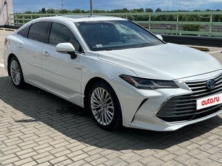 2019 Toyota Avalon V, белый, 3199833 рублей, вид 2