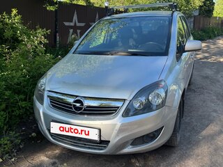 2010 Opel Zafira B Рестайлинг, серебристый, 420000 рублей, вид 1