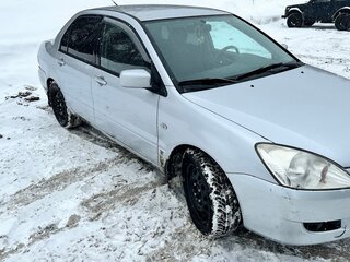 2004 Mitsubishi Lancer IX, серебристый, 215000 рублей, вид 2