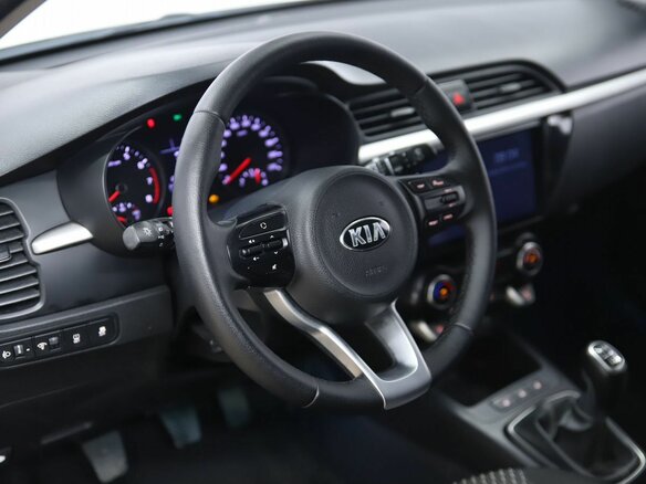 2018 Kia Rio X-Line IV, серебристый, 1130000 рублей - вид 9