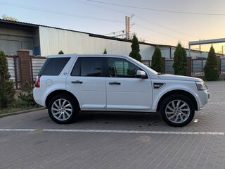 2011 Land Rover Freelander II Рестайлинг, белый, 2230000 рублей, вид 2