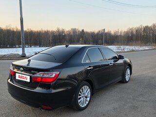 2015 Toyota Camry VII (XV50) Рестайлинг, чёрный, 2100000 рублей, вид 5