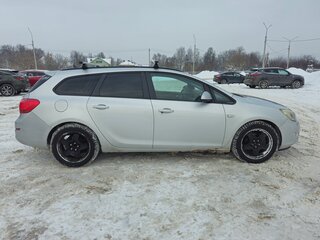 2011 Opel Astra J, серебристый, 659000 рублей, вид 4